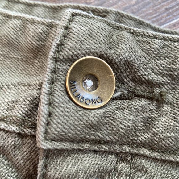 Billabong Laneway Shorts - Size 26 - Picture 6 of 7